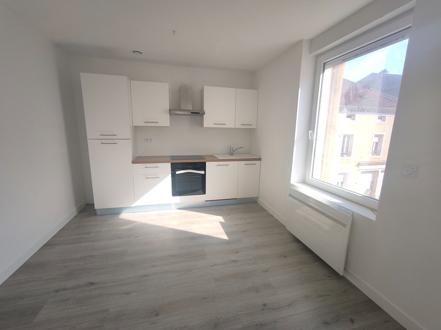 Photo Moyeuvre-Grande - F3 Entièrement rénové image 4/6