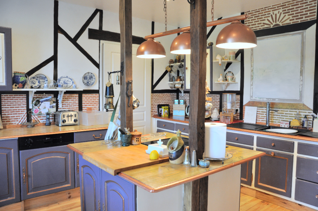 Renovated Character Property with Separate Appartement near Castillonnés