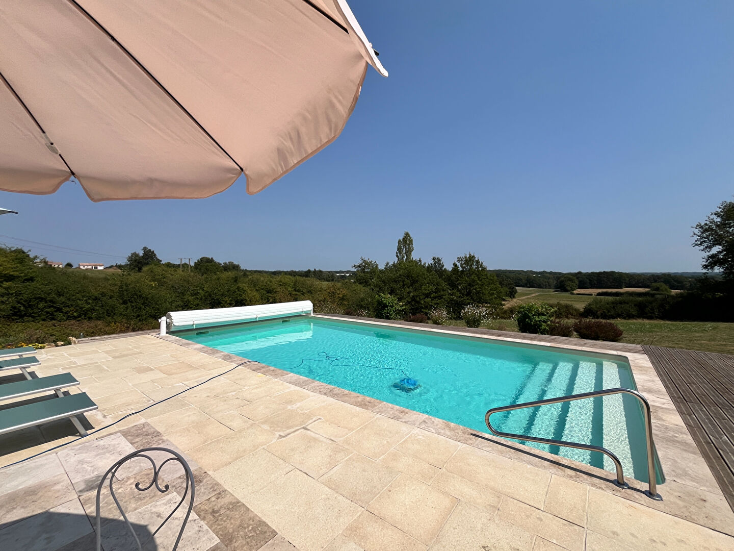 Maison rénovée avec piscine, et studio secteur Monpazier