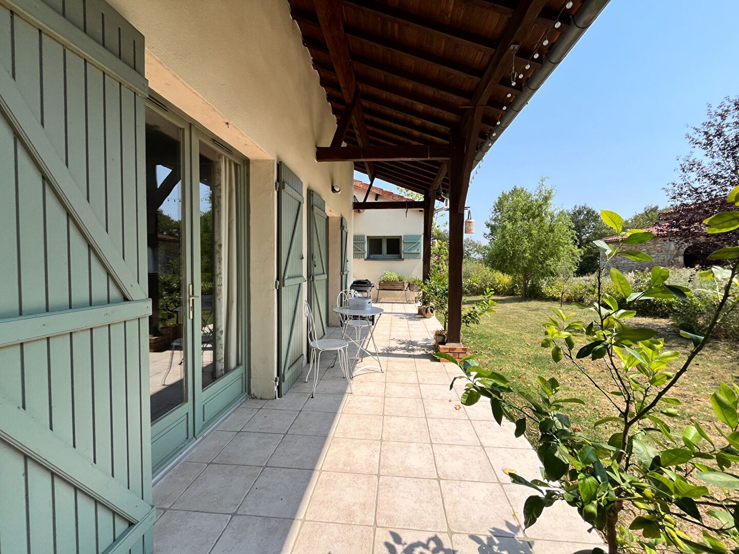 Maison rénovée avec piscine, et studio secteur Monpazier