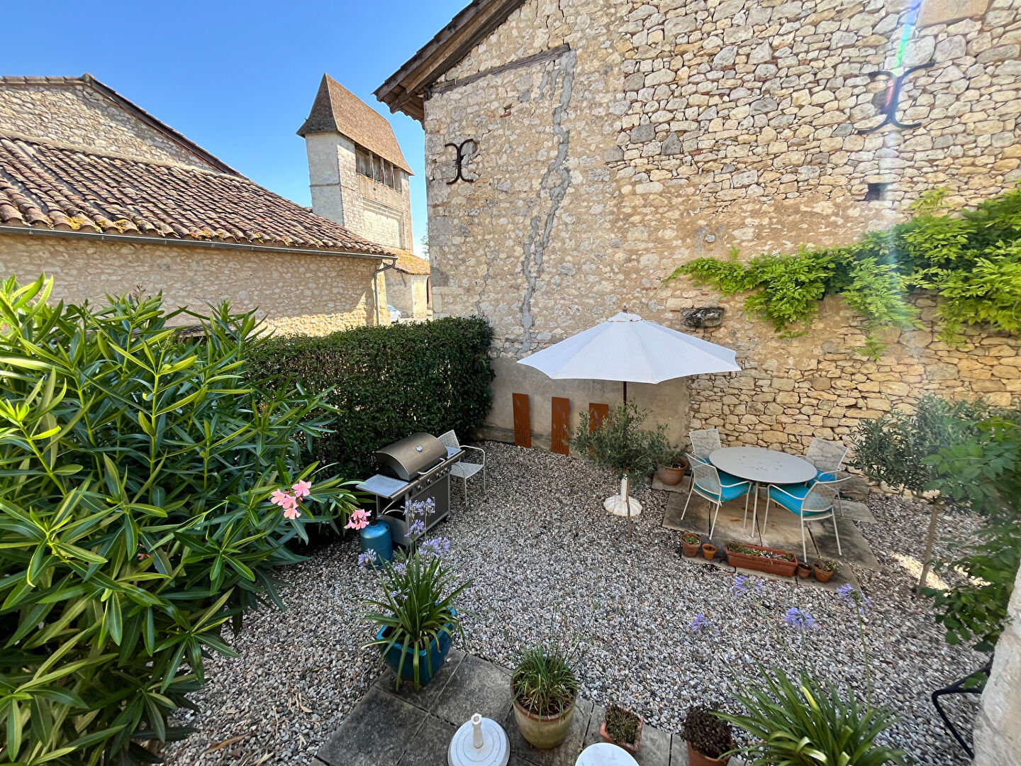 Belle maison de village entièrement rénovée, proche Villeréal