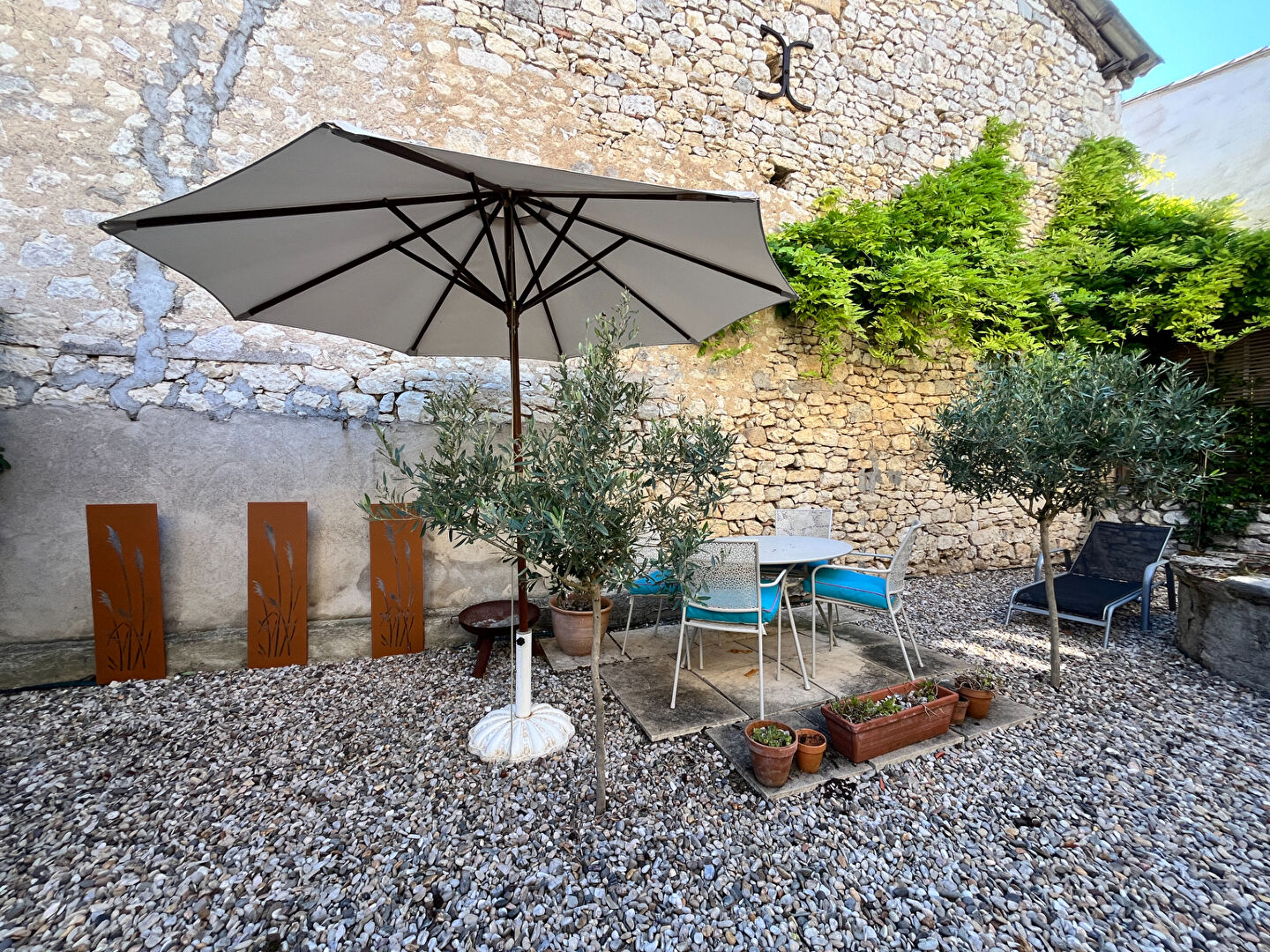 Belle maison de village entièrement rénovée, proche Villeréal