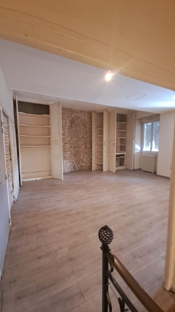 Immeuble de 11 appartements au centre de Villeneuve sur Lot
