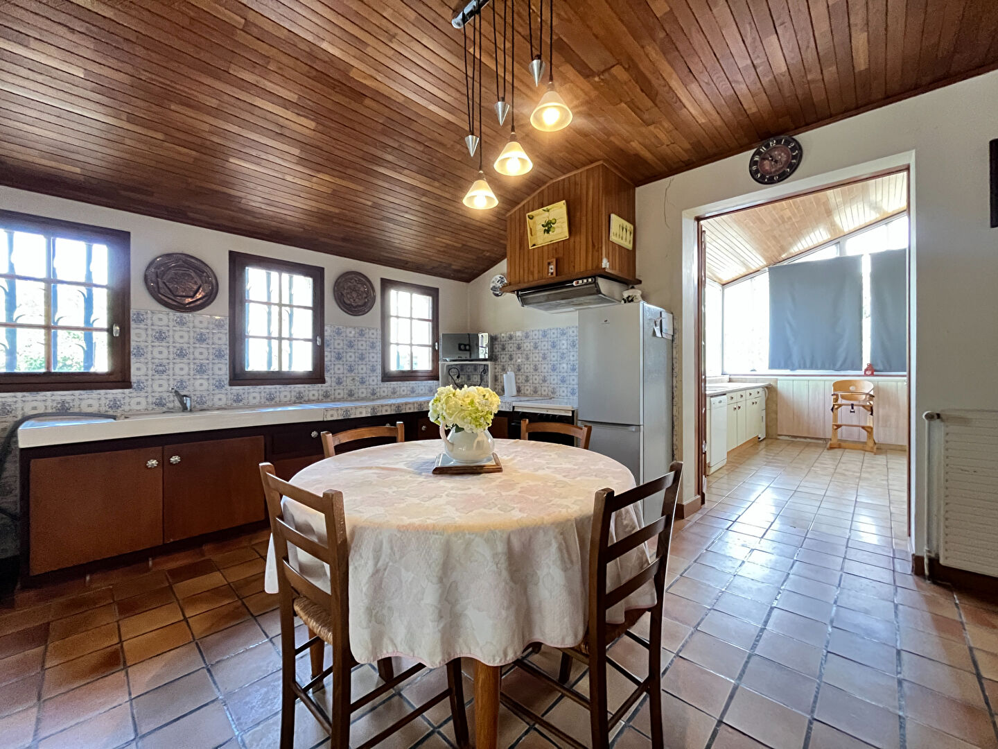 Maison spacieuse avec piscine, proche Villeréal