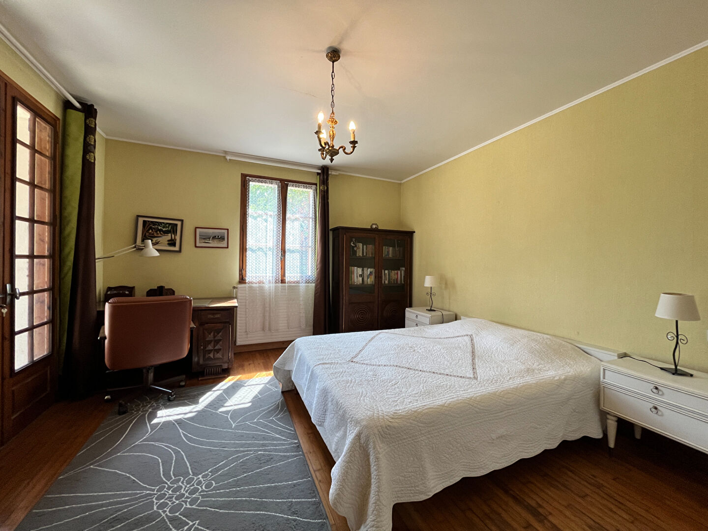 Maison spacieuse avec piscine, proche Villeréal