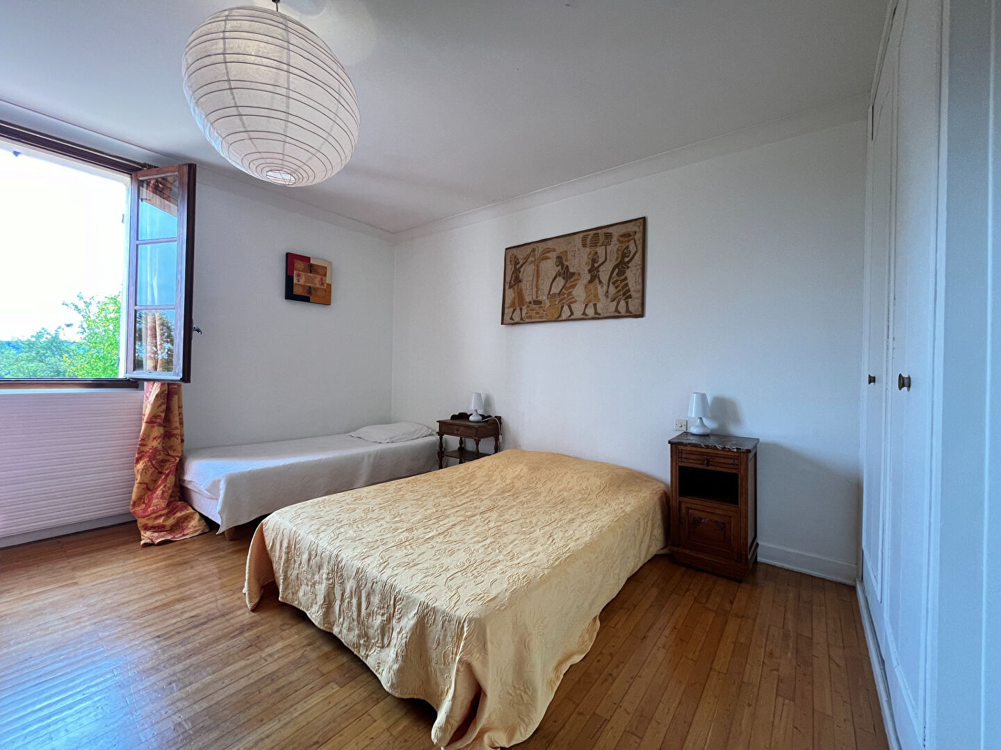 Maison spacieuse avec piscine, proche Villeréal