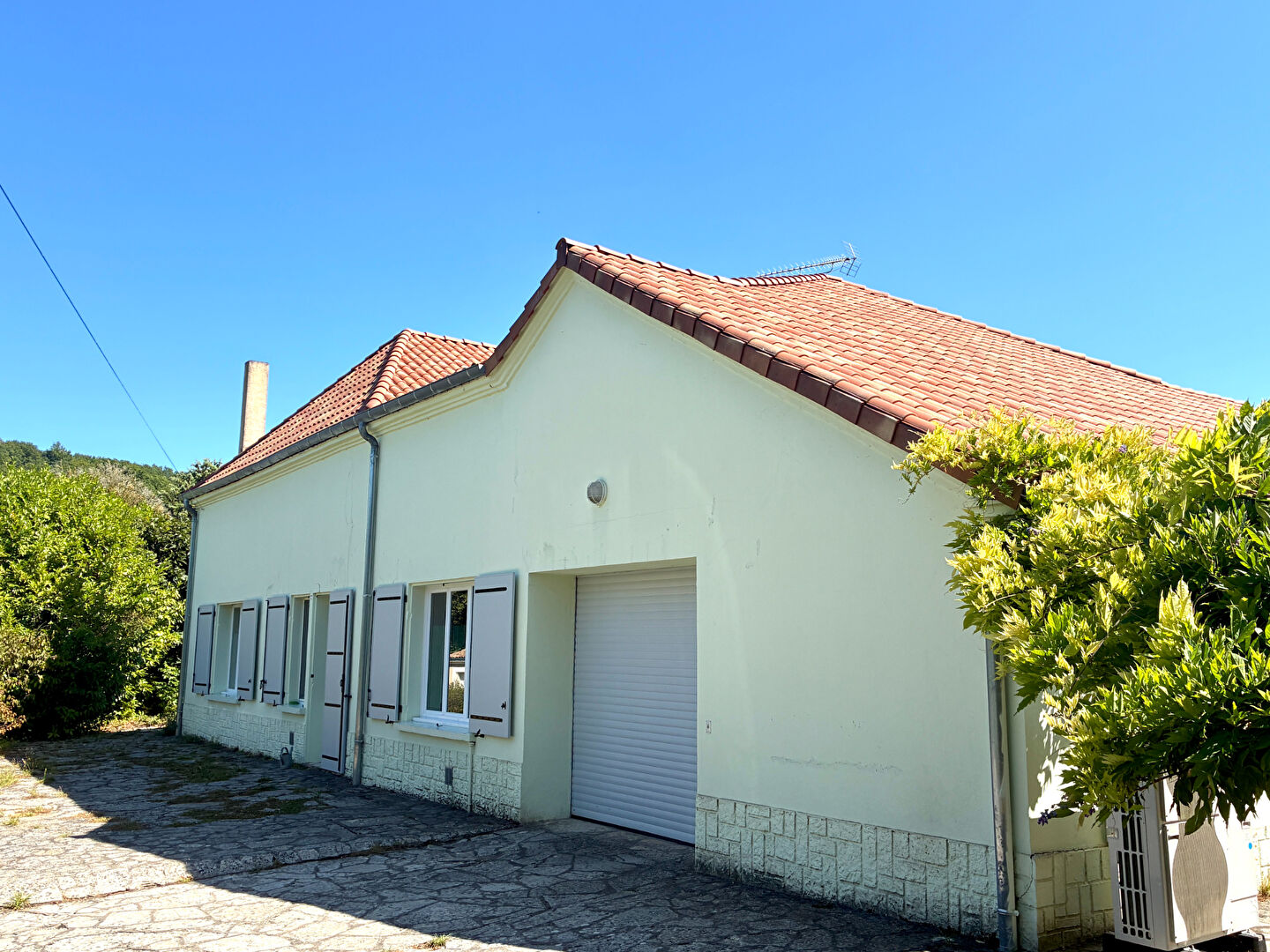 Maison  de campagne proche commerces