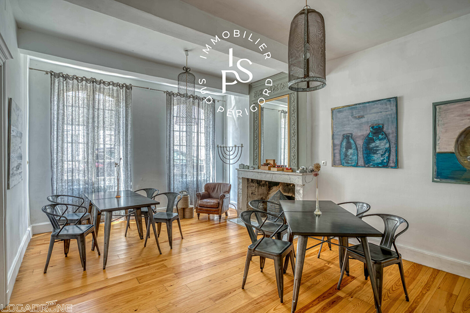 Demeure de prestige en pierre  ideal projet chambres d hotes ou grande maison familiale