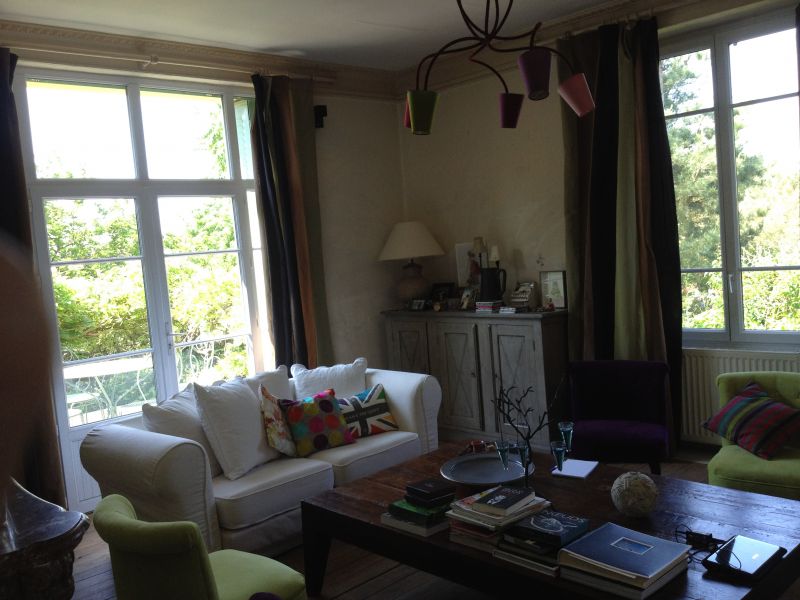 Photo Entre La Roche sur Yon et la côte, maison de caractère dans un bourg. image 5/5