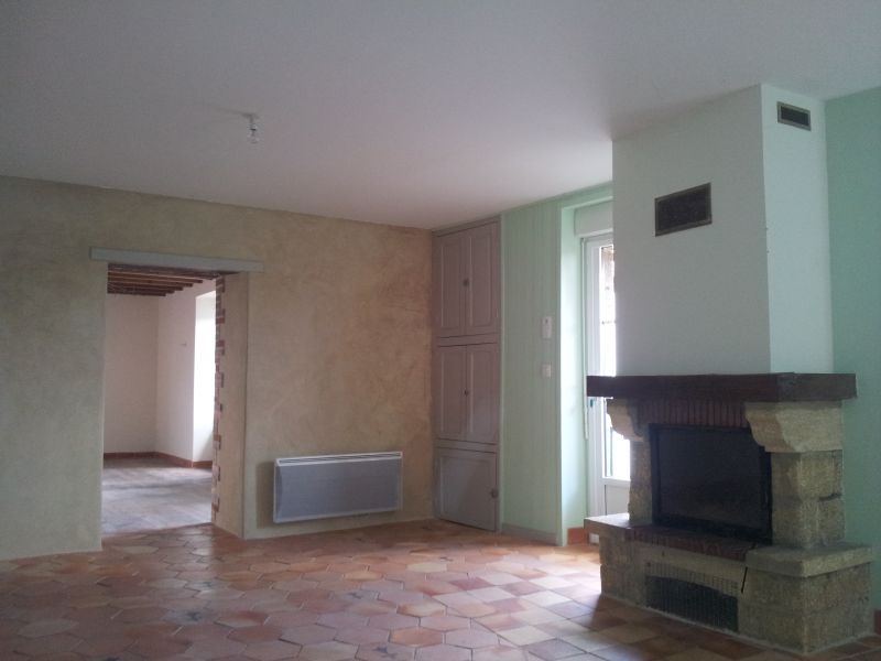 Photo Centre bourg, maison entièrement rénovée image 3/6