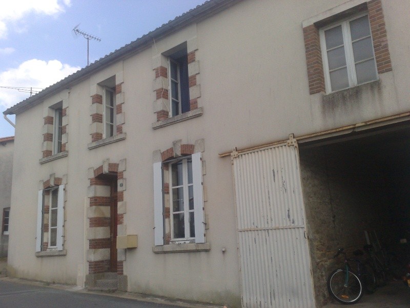 Maison de Bourg à BOURNEZEAU!
