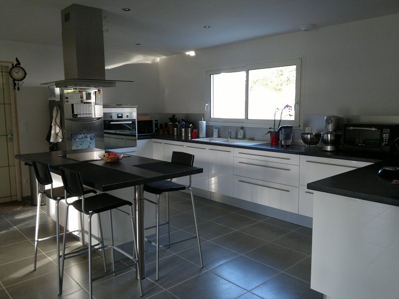 Maison moderne de 134 m² à BOURNEZEAU.