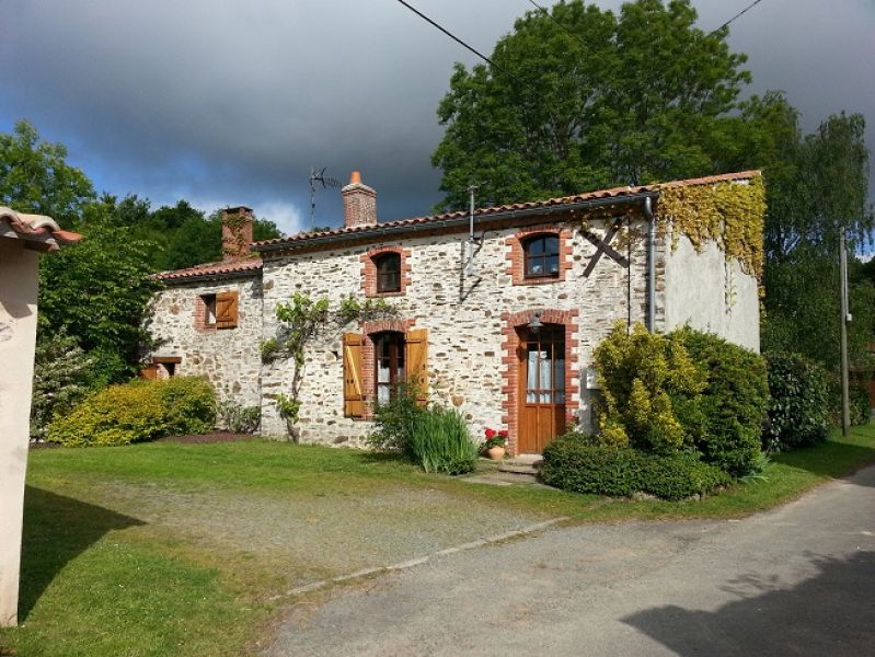 Maison de campagne - SAINT HILAIRE LE VOUHIS