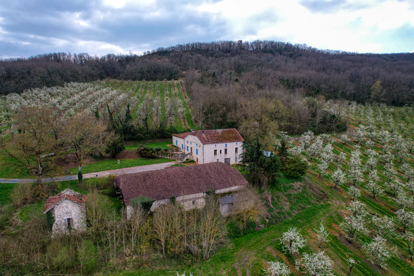 Photo Maison en pierre avec dépendance aux portes de Villeneuve sur Lot image 5/6