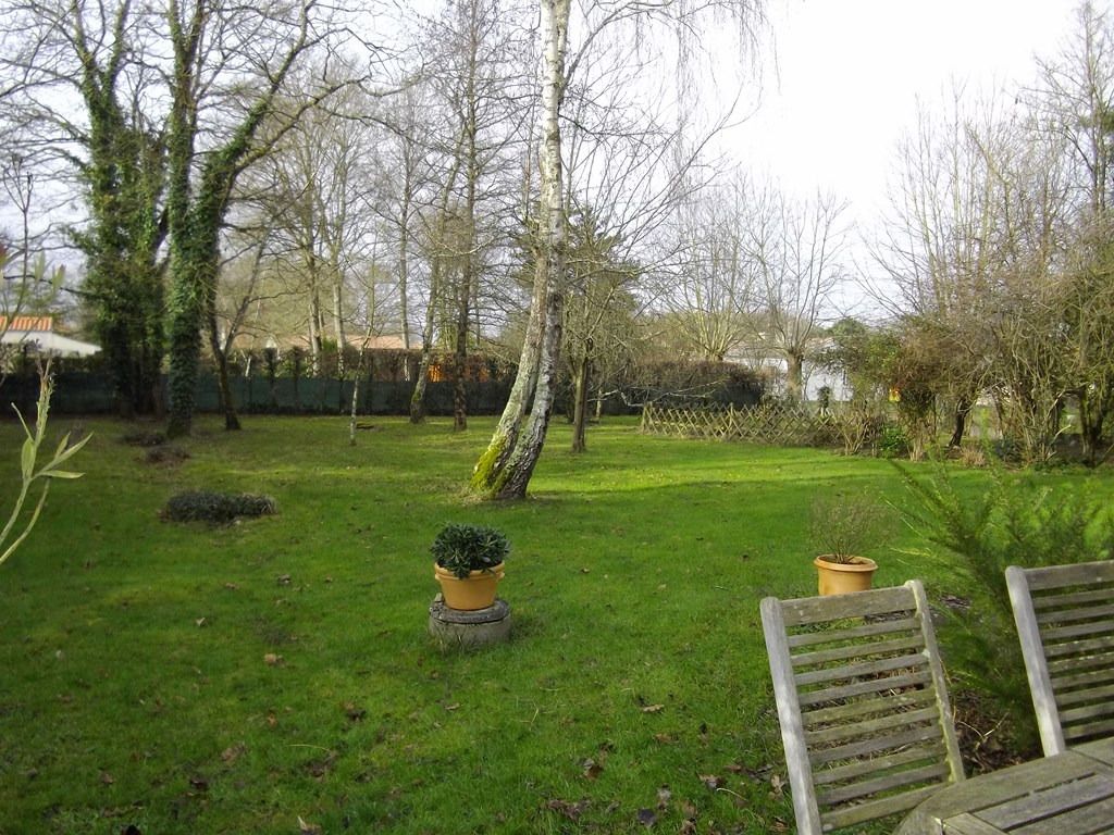 Maison Basse Goulaine 9 pièce(s) 262 m2