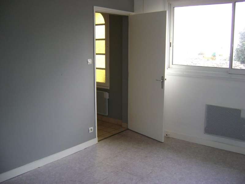 Photo Appartement - BOURGNEUF EN MAUGES image 3/4