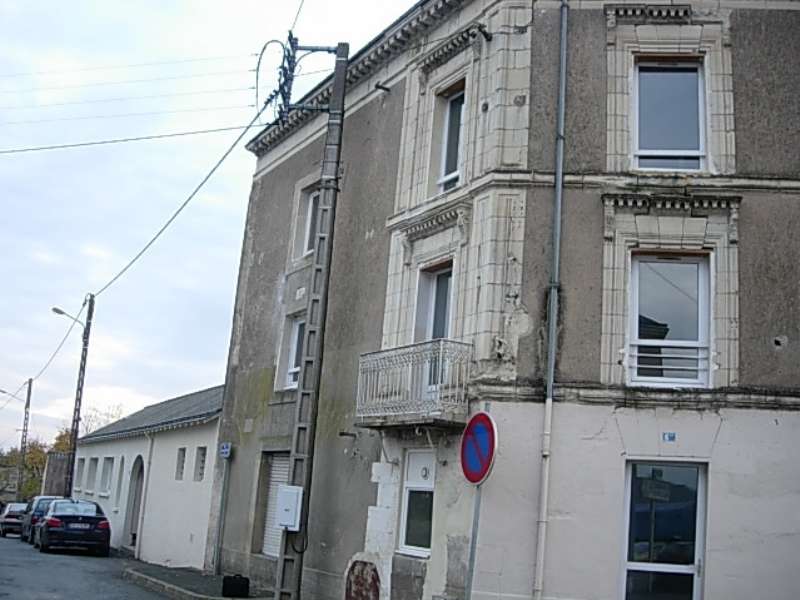 Photo Immeuble - BOURGNEUF EN MAUGES image 3/3