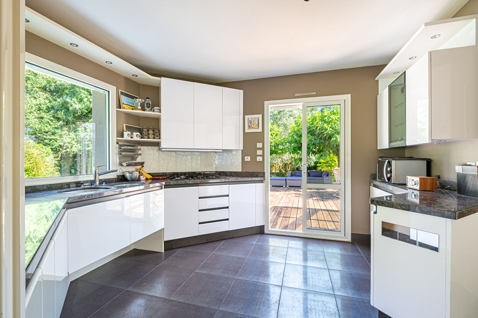 Photo Propriété d'Exception au coeur d'un Domaine Privé image 6/6