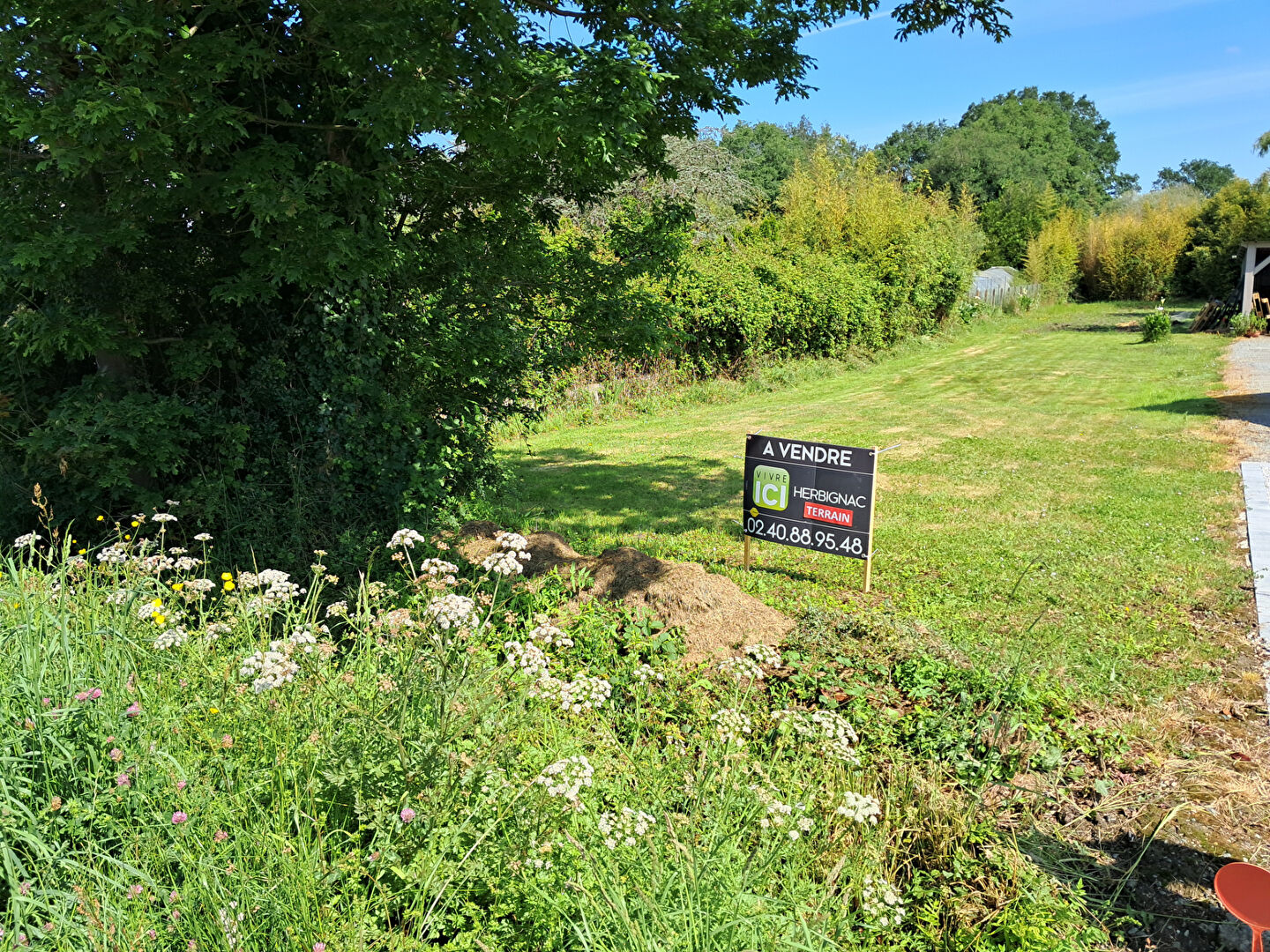 Terrain constructible 739 m² - La Chapelle-des-Marais