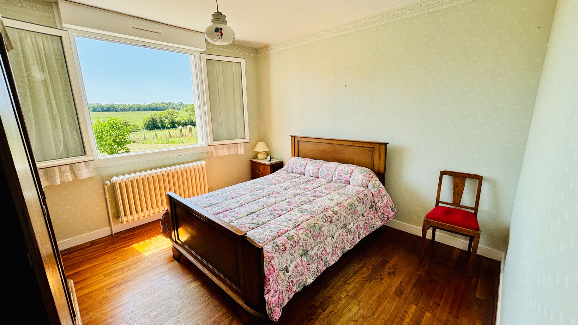 Photo MAISON DE PLAIN PIED AVEC DÉPENDANCES - FÉREL image 5/6