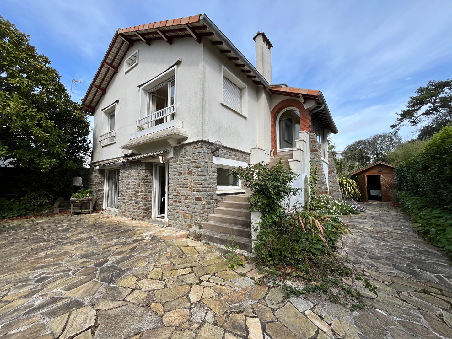 Maison familiale à Saint-Marc-sur-Mer -4 chambres + bureau -140m² - Terrain de 727 m²