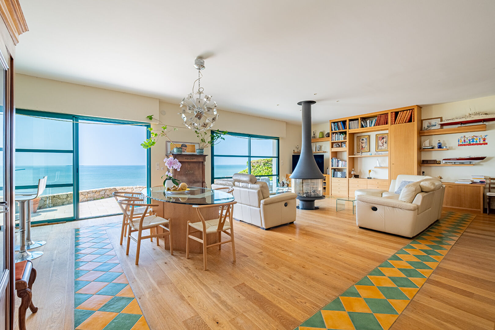 Photo Villa sur la plage de bonne source image 3/6