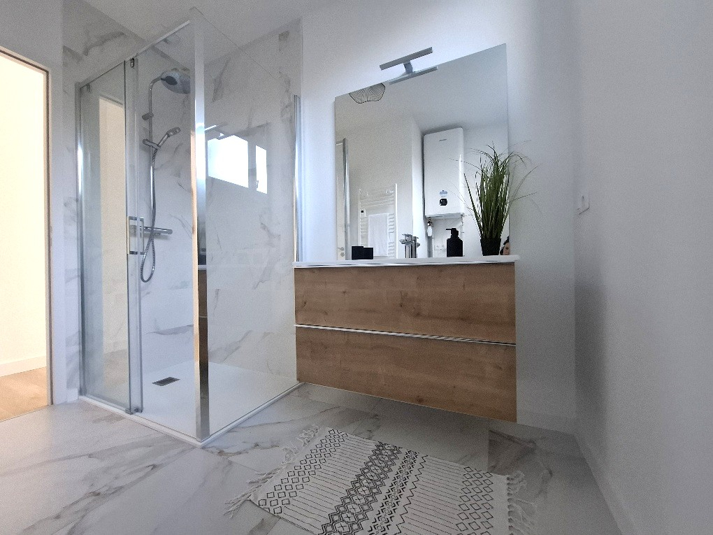 Photo T2 1er étage 56m² - LA BAULE - MARCHE image 4/6