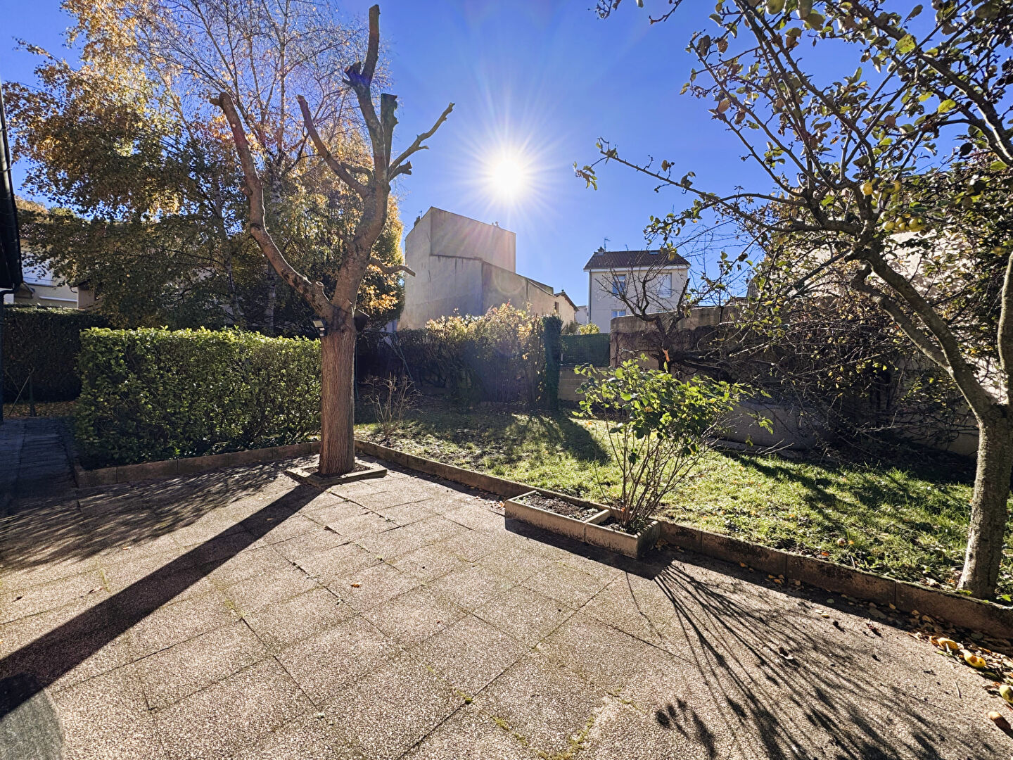 Maison spacieuse à vendre à Durtol - 5 chambres et jardin !