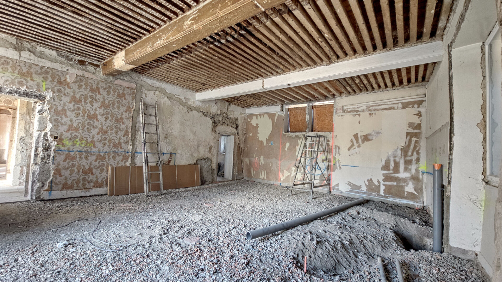 Photo Immeuble Cébazat 250 m2 à rénover image 6/6