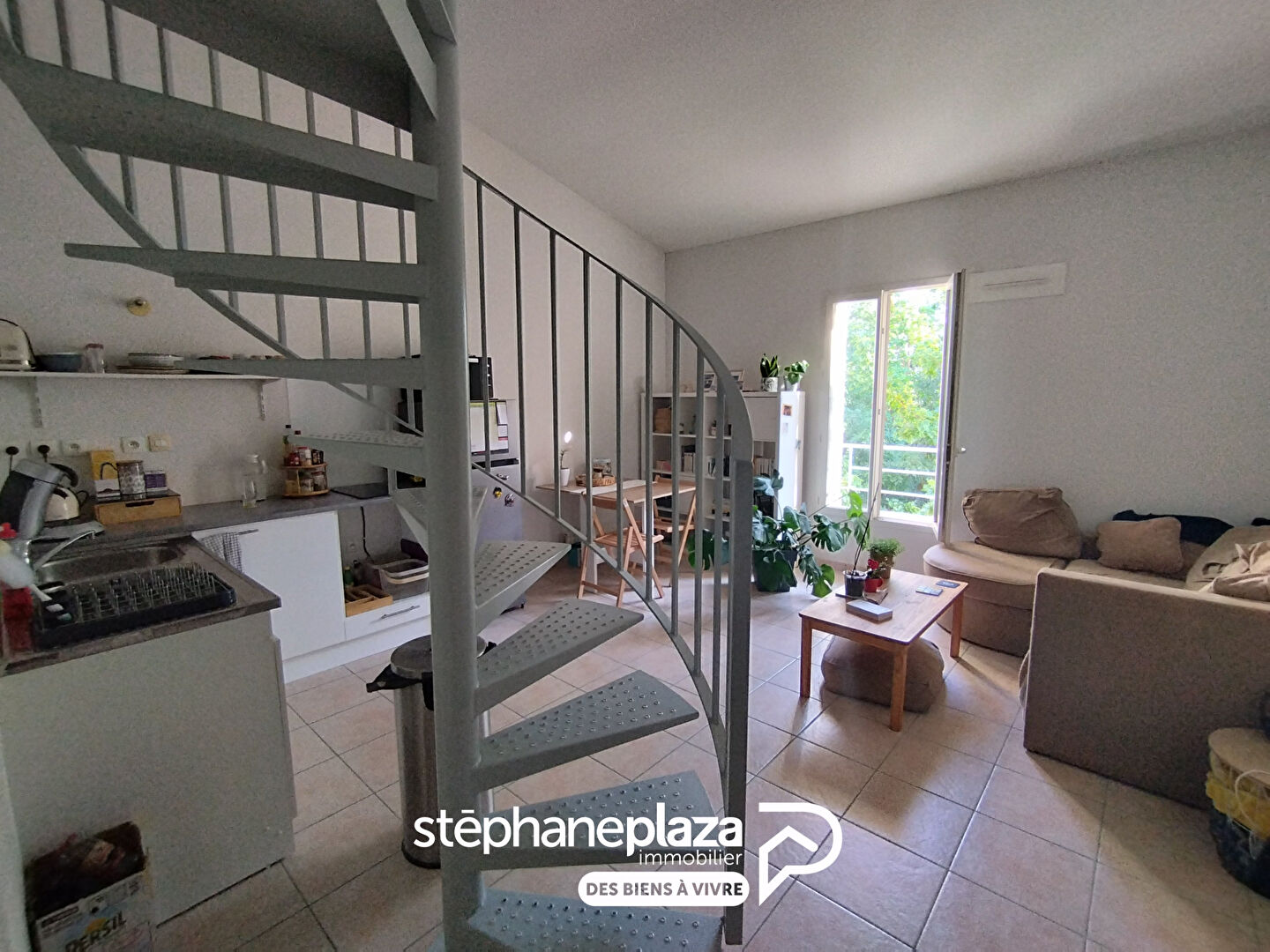 Photo Appartement St Aunes - T1 BIS avec mezzanine - 36,89 m2 image 2/6