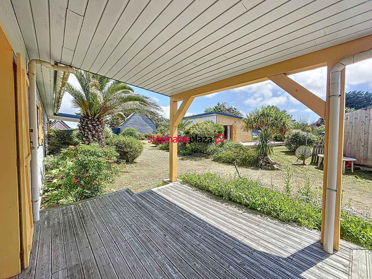 Photo LA TORCHE - Propriété composée de 3 chalets en bois image 6/6