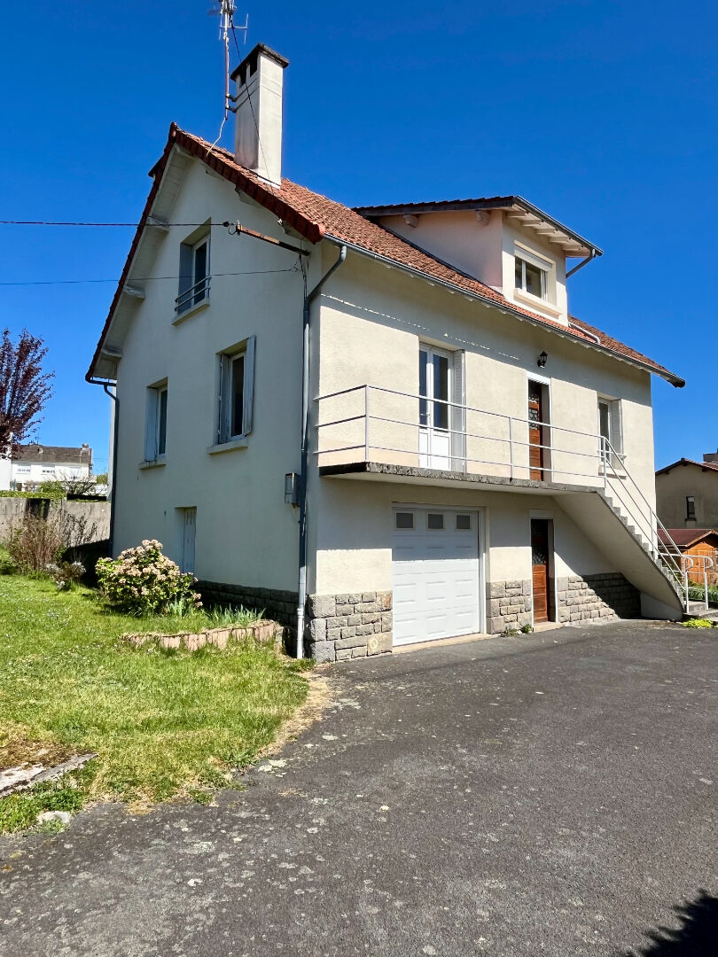 Maison Aurillac - 8 pièce(s) - 151 m2