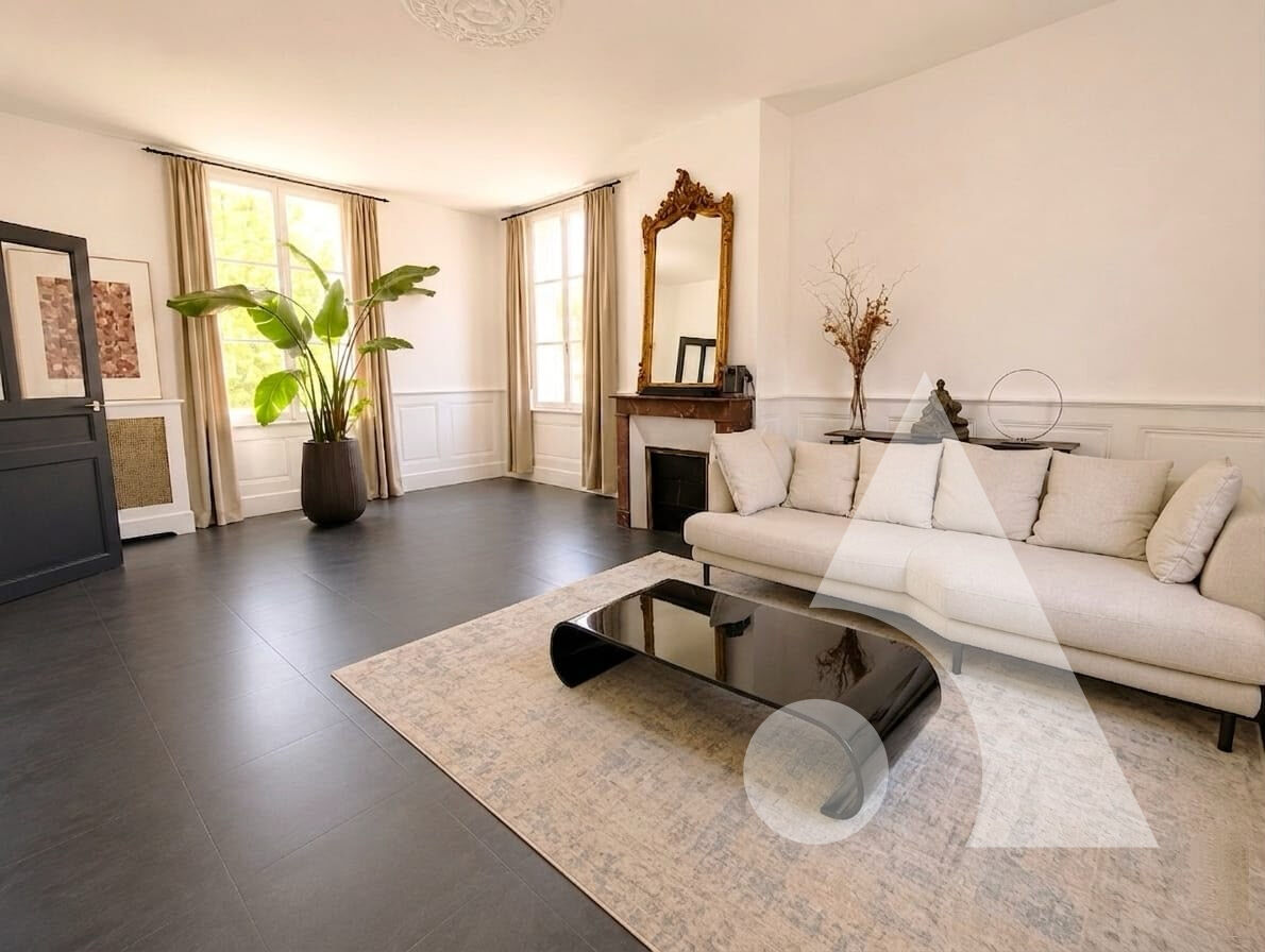 Maison bourgeoise 5 chambres vallée de l'automne sans travaux