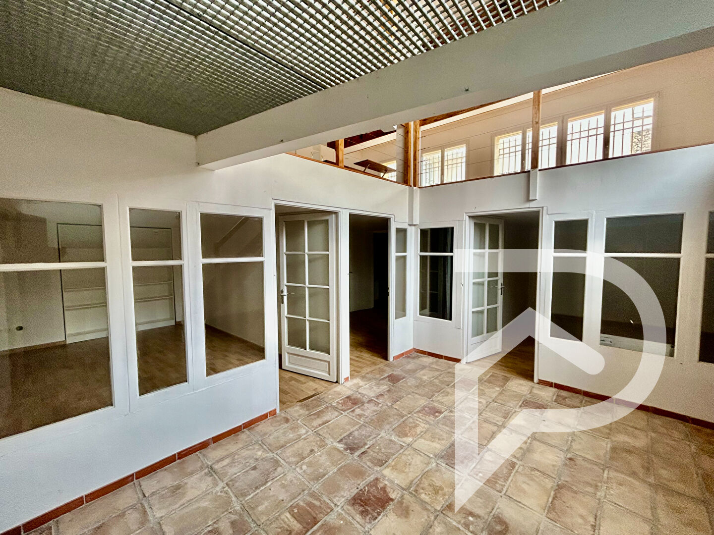 Photo LOFT Sete Centre ville 4 pièces 147 m2 image 3/4