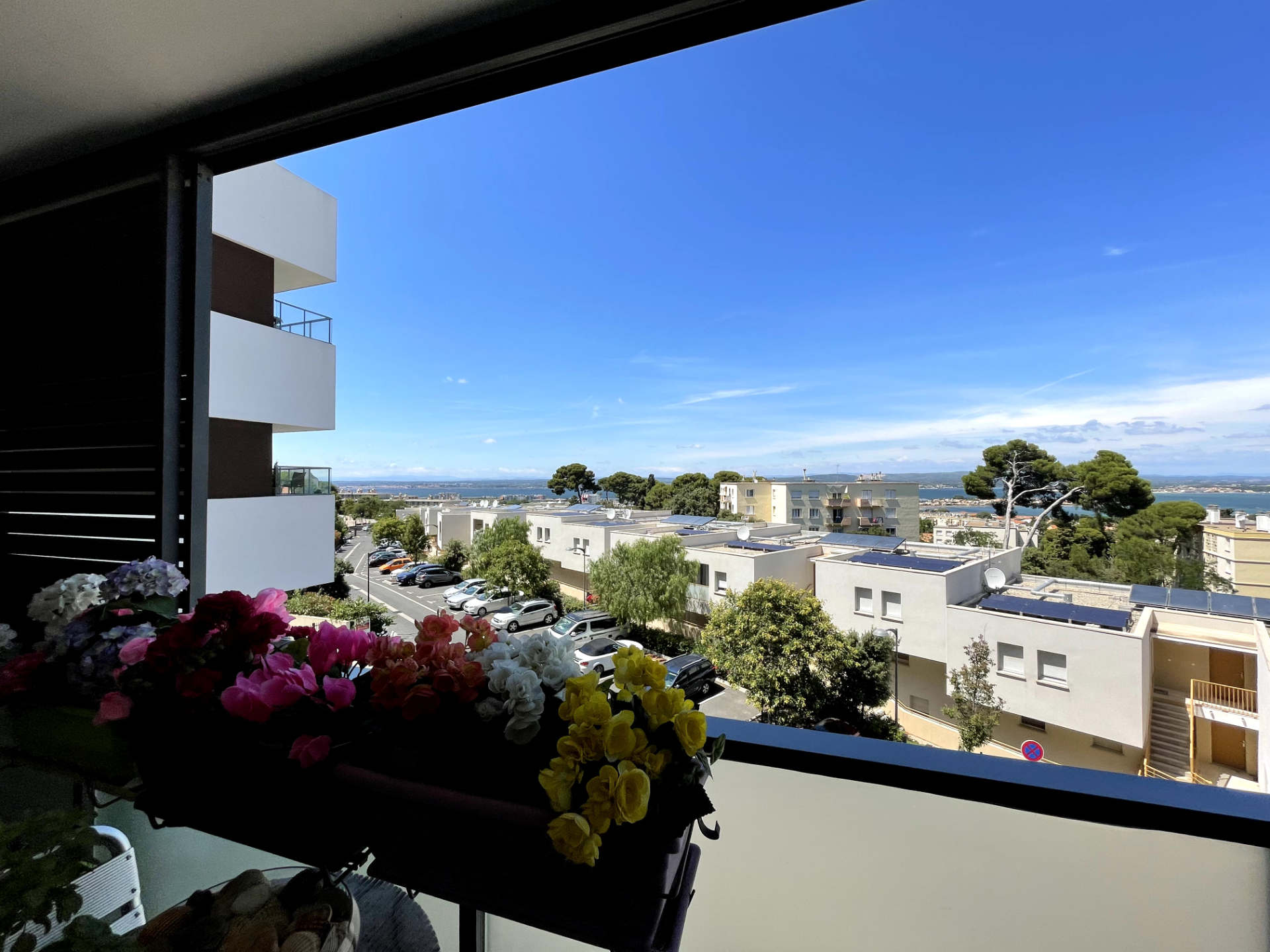 Photo T3 lumineux non meublé à neuf image 1/6