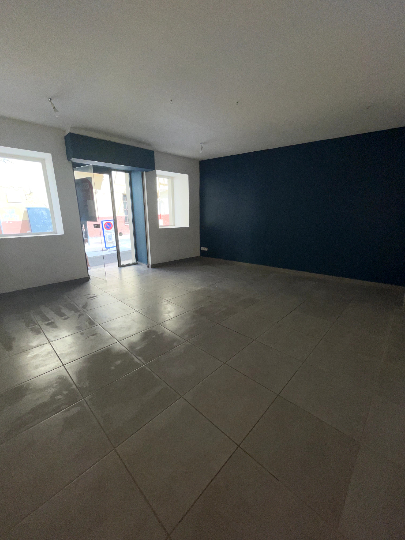 Photo LOCAL COMMERCIAL 23m2 image 2/6