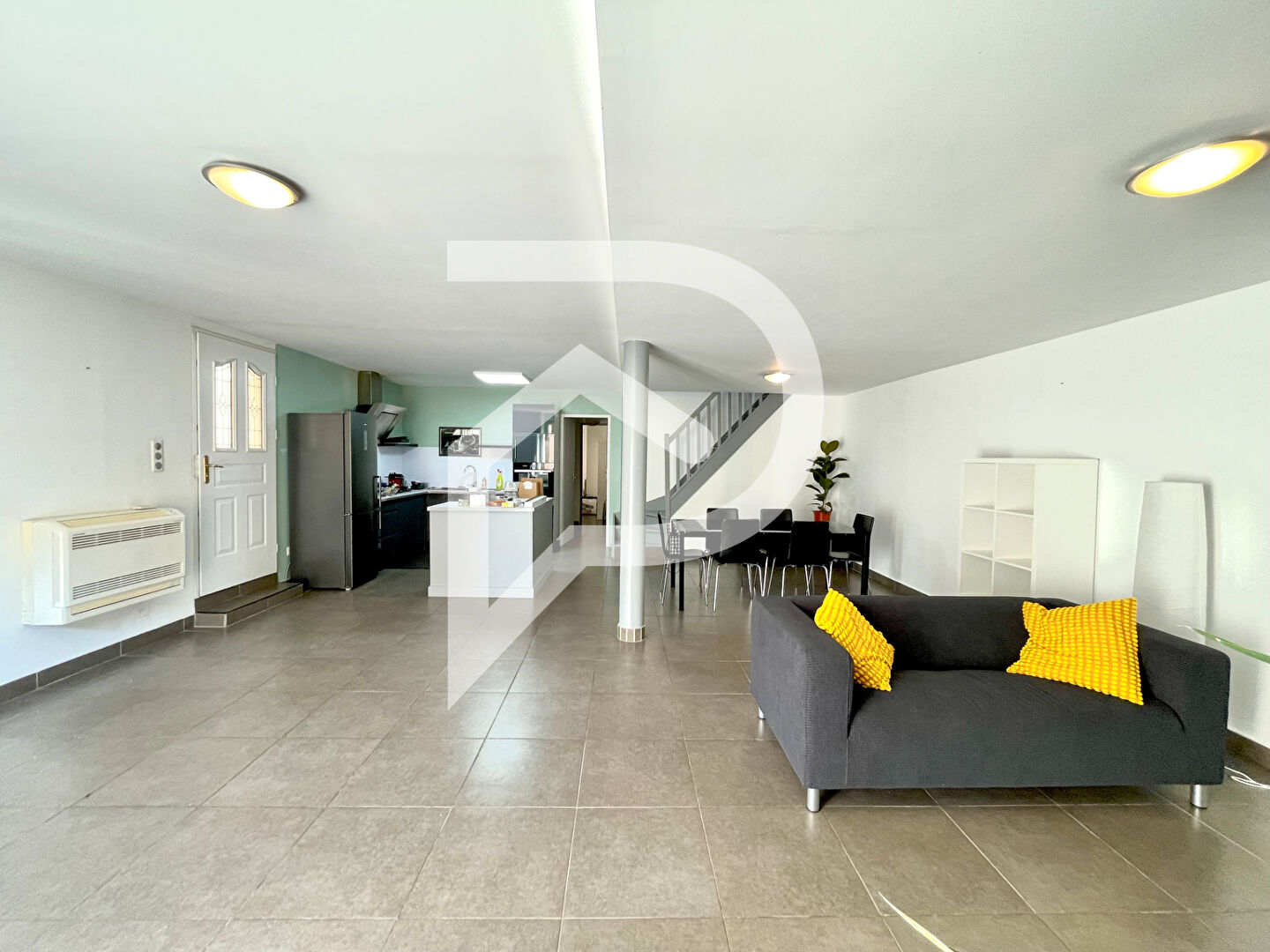 Photo MAISON À LOUER MEUBLÉE image 1/6