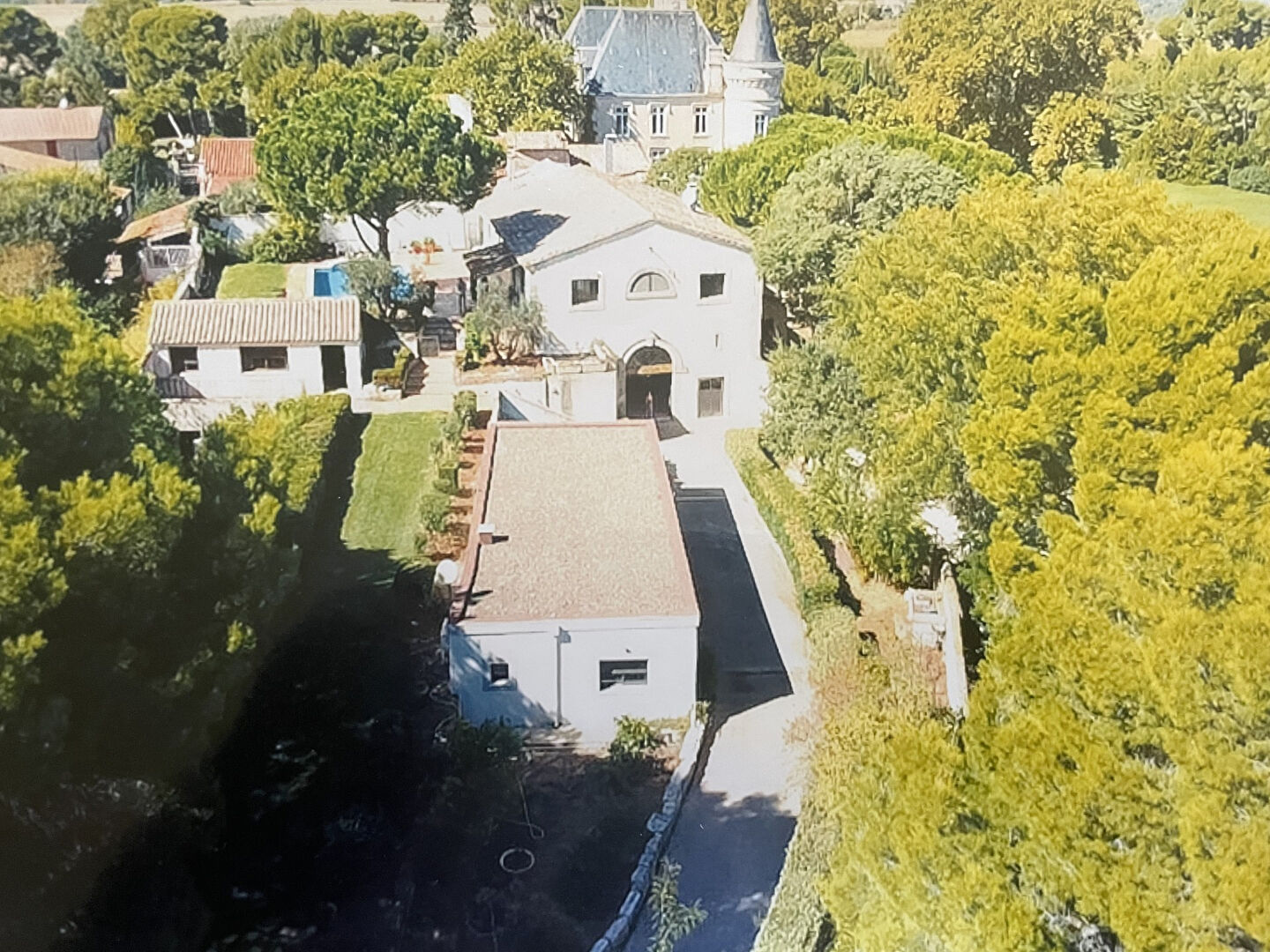 Demeure de caractère  Beziers 7 pièce(s) 290m2 piscine sur un terrain de plus de 2490 m2