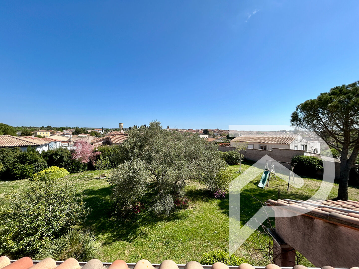 Photo Villa Villeveyrac 5 pièce(s) 152.83 m2 avec double garage image 5/6