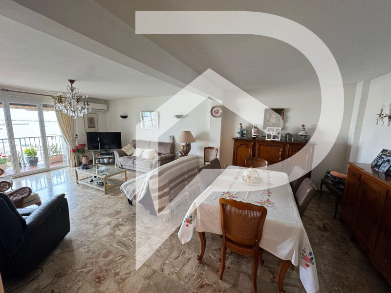 Photo Appartement Sete 3 pièce(s) 102 m2 vue mer avec ascenseur et terrasse image 3/6