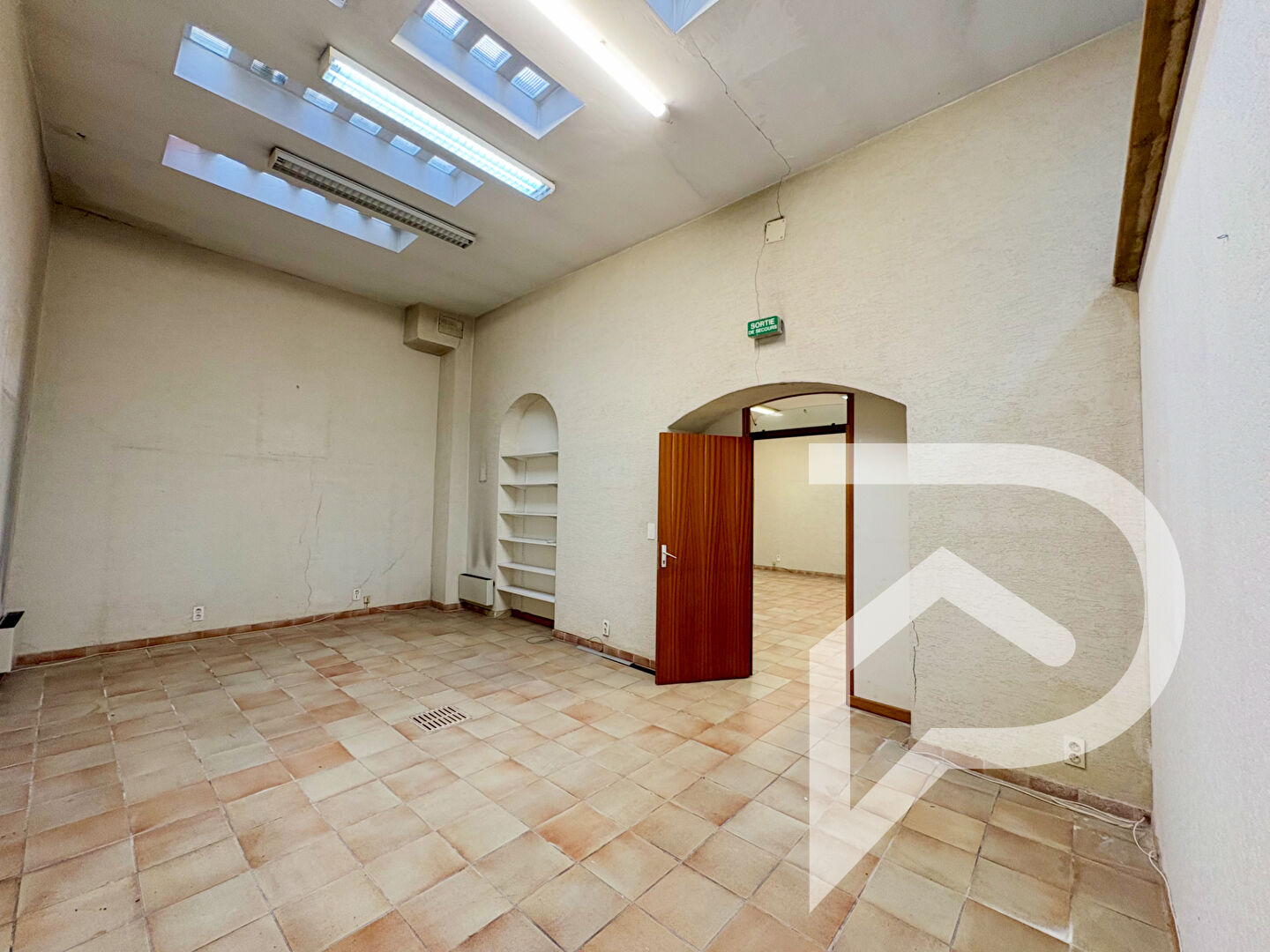 Photo À louer local commercial 120 m² à Sète (34200) Rez-de-chaussée image 3/6