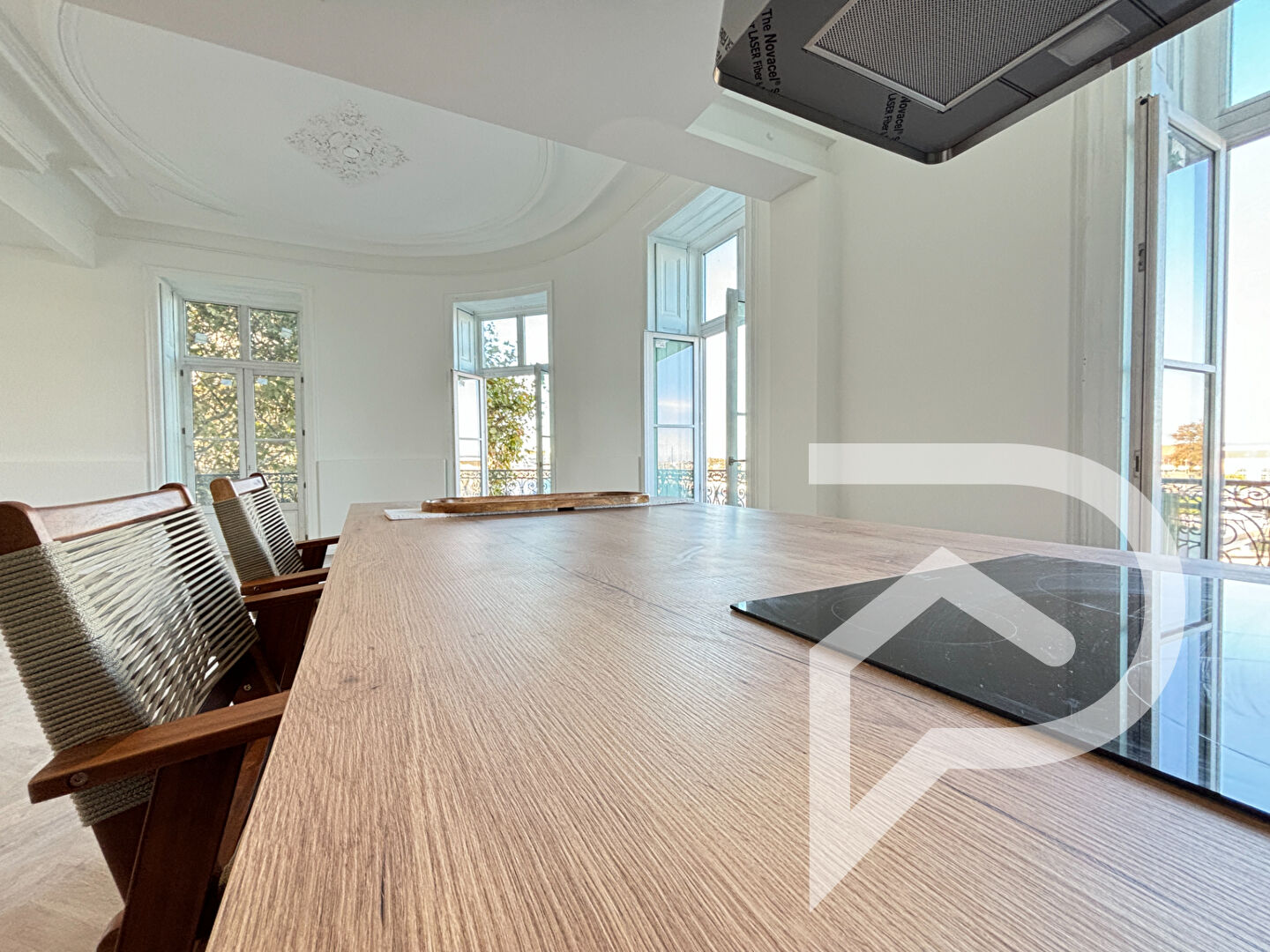 Photo Appartement Sete 4 pièce(s) 130.71 m2 avec vu quai image 2/6