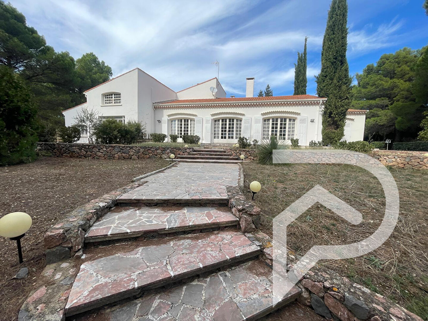 Photo Maison Murviel Les Beziers 9 pièce(s) 350 m2 avec piscine image 2/6