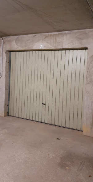 Photo Garage à louer à METABIEF image 2/2