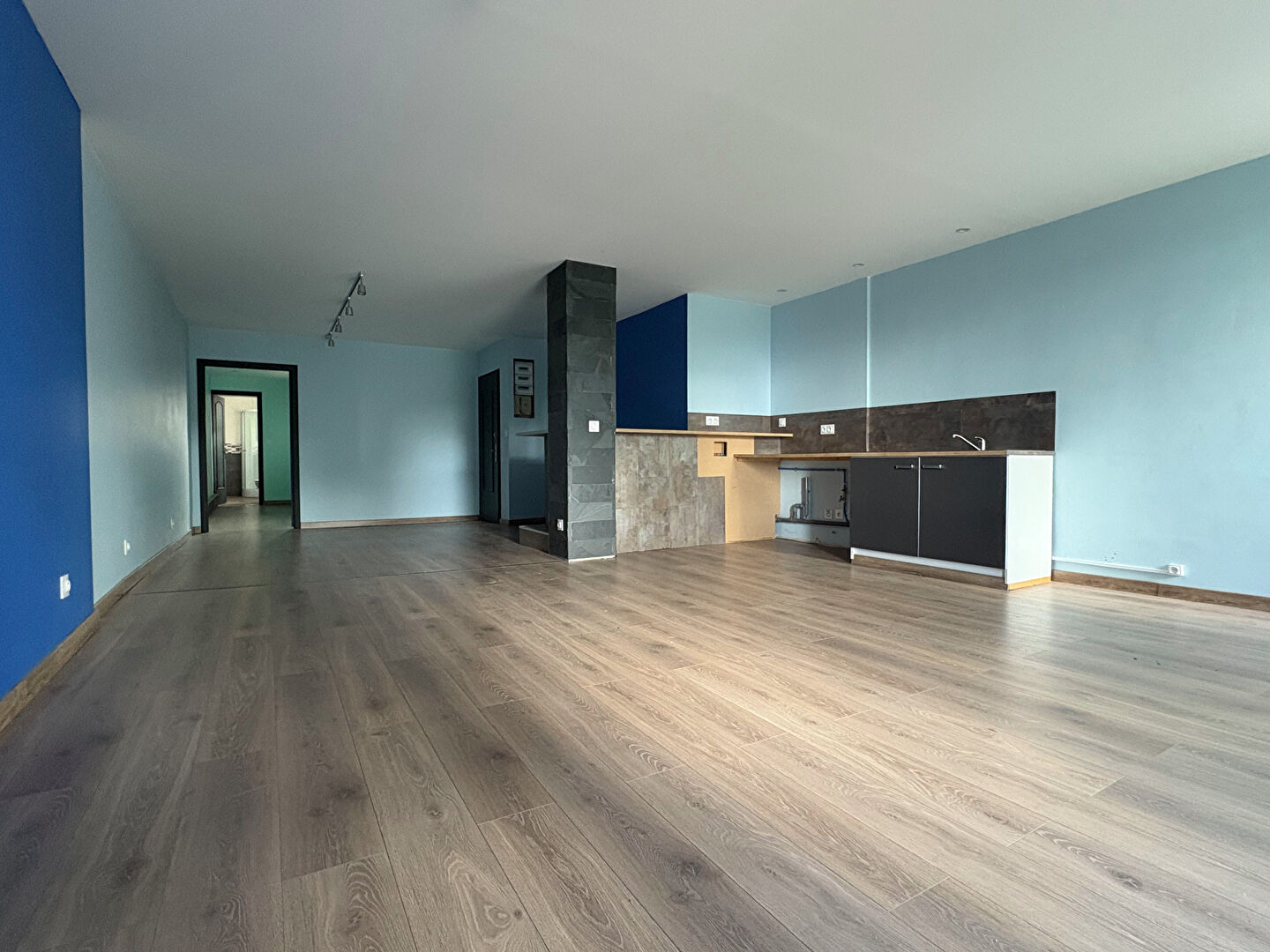 Photo Appartement style loft - 71 m² image 1/6