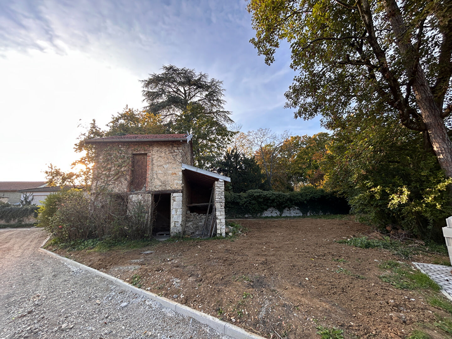 Photo Terrain à construire - 325 m2 - Besançon Saint-Ferjeux image 2/3