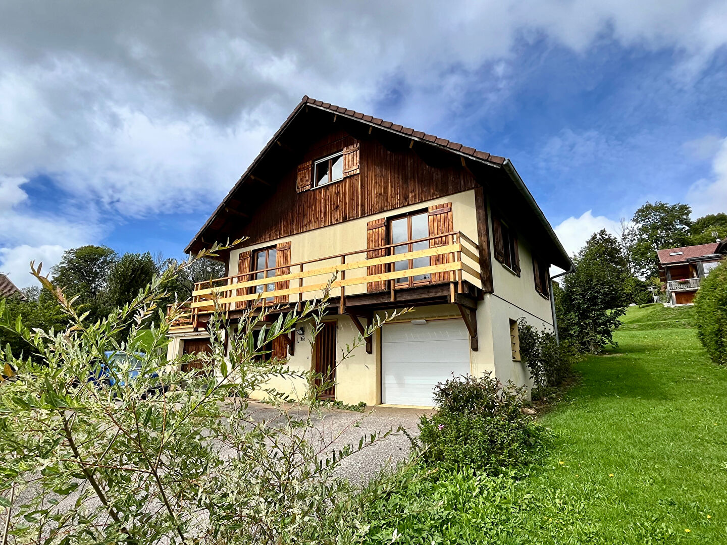 Maison sur sous-sol 6 pièce(s) 140 m2