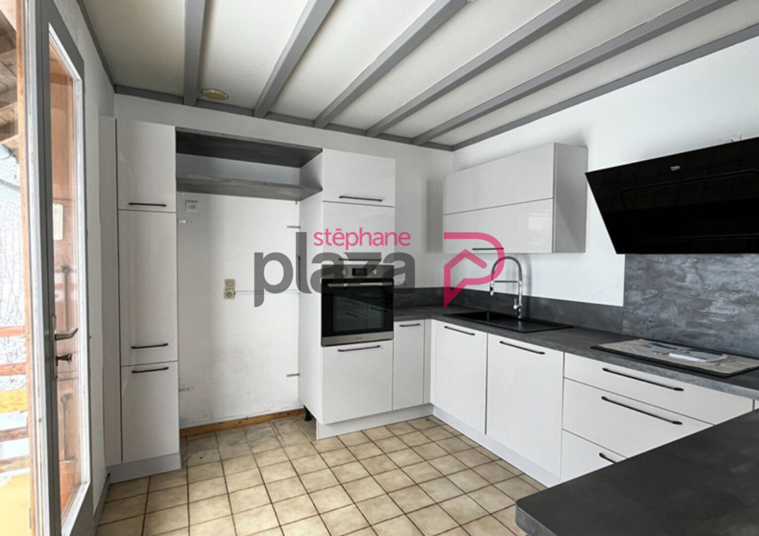 Photo Maison sur sous-sol 6 pièce(s) 140 m2 image 3/6