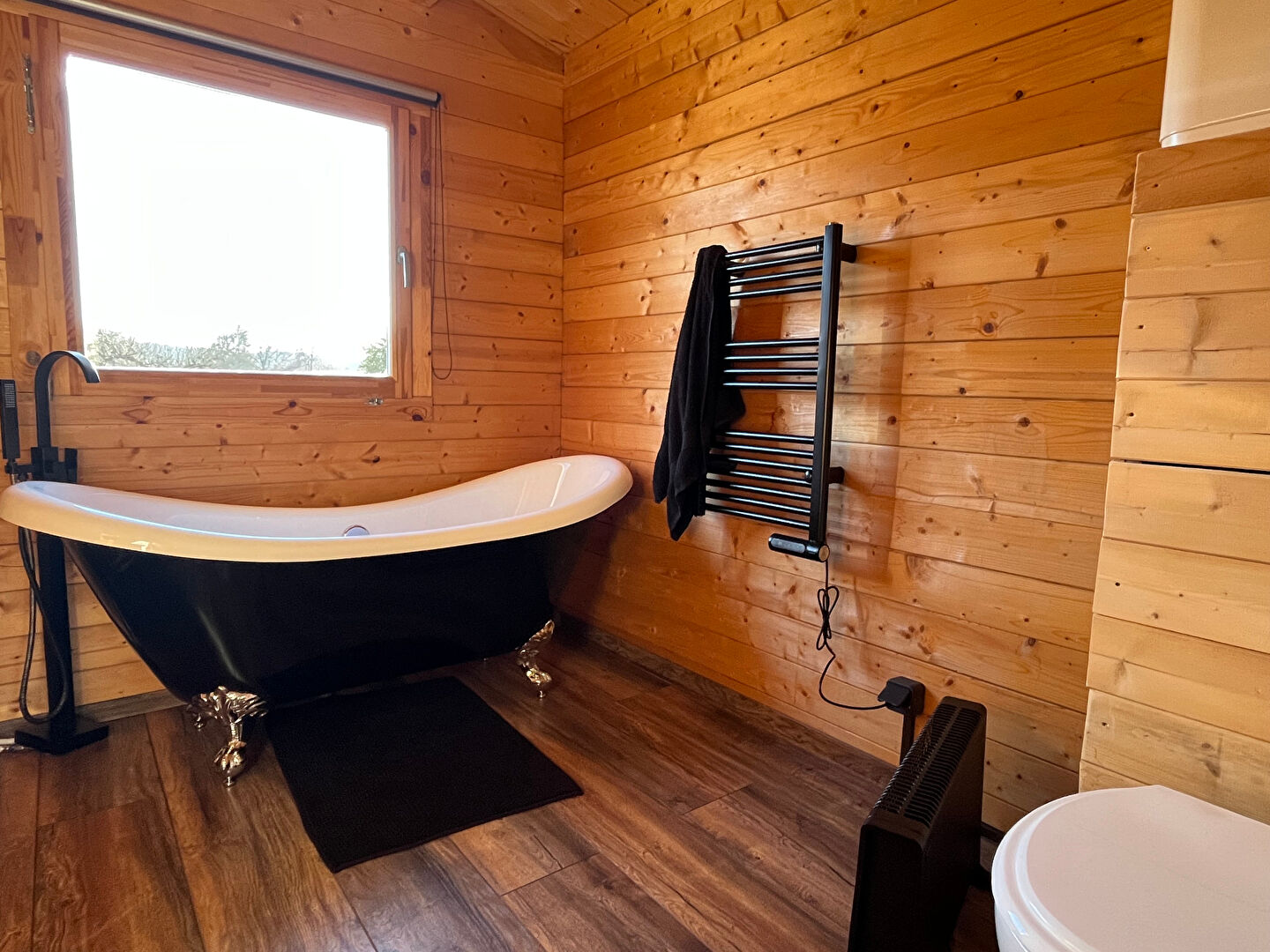 Photo Ensemble immobilier Mont Sur Monnet 6 pièce(s) image 2/6