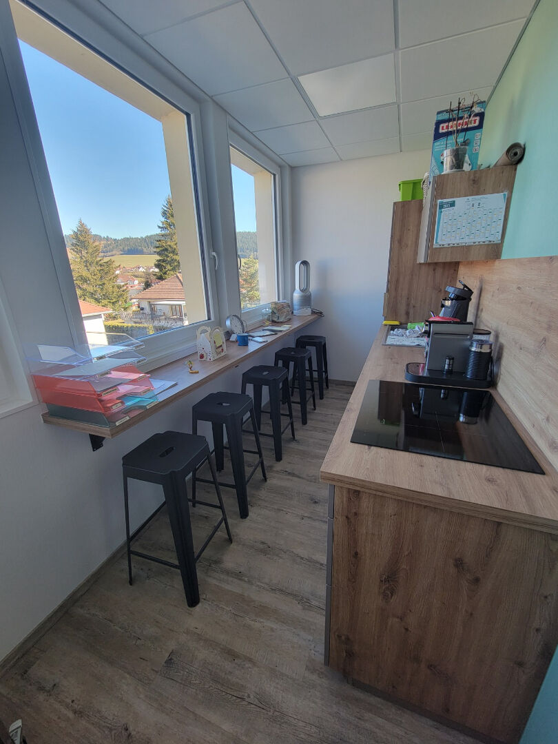 Photo LOCAL COMMERCIAL 65 M² - MORTEAU image 3/3